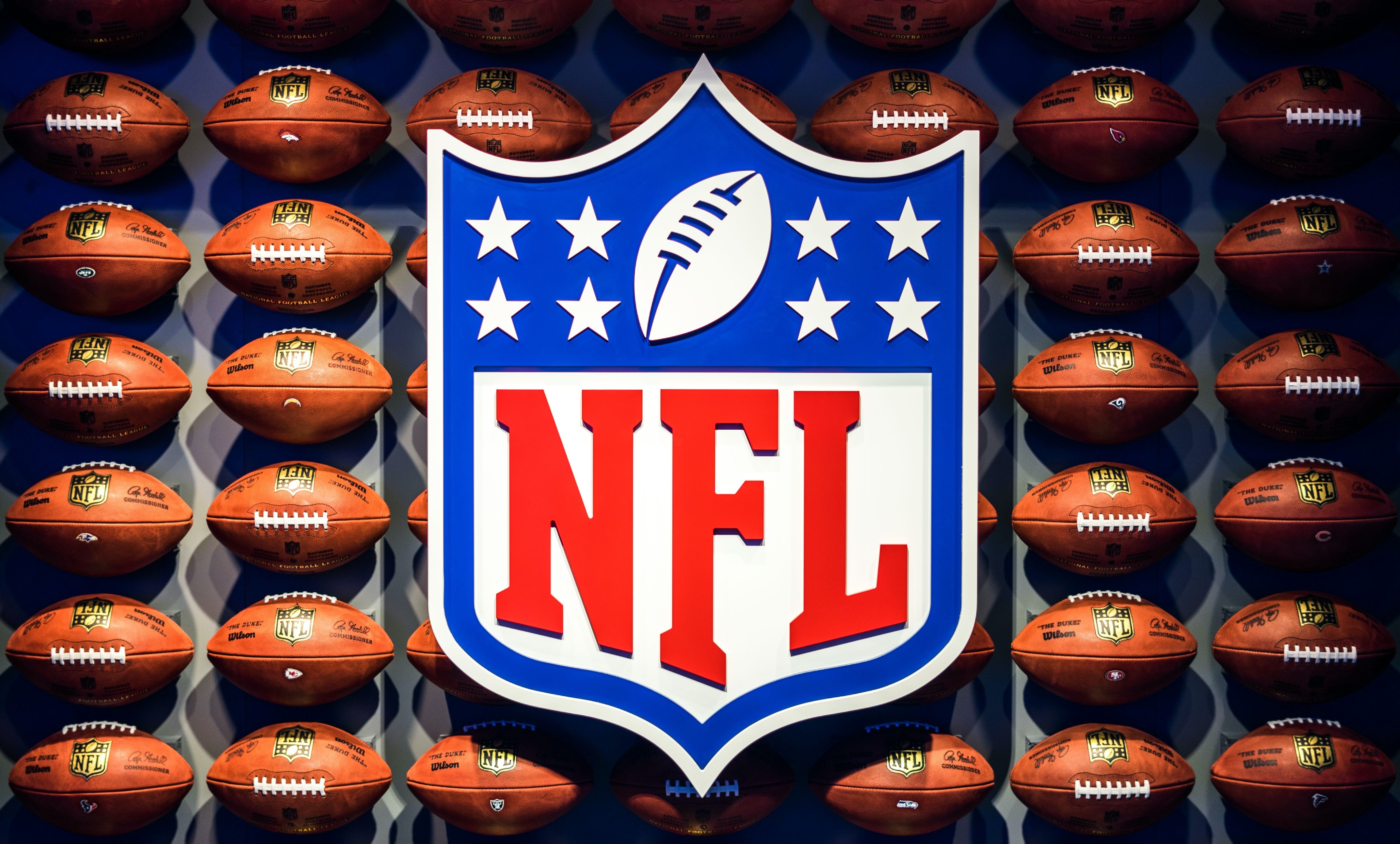 Crua HQ's Favorite Super Bowl Halftime Shows